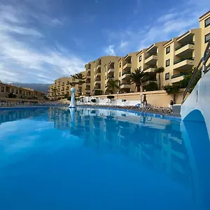 Apartahotel Laguna Park 1