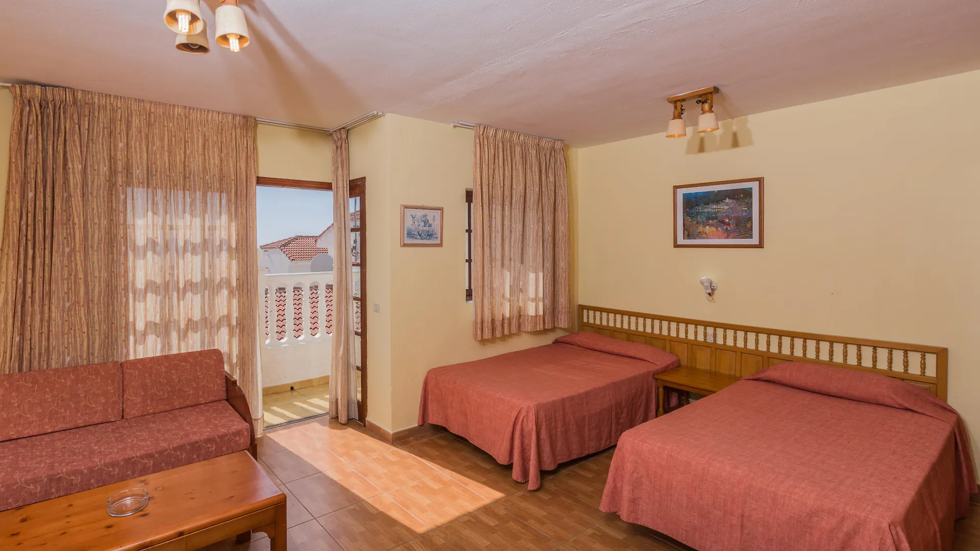 Apartamentos Tinerfe Garden Costa Adeje  Aparthotel